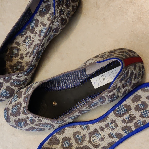 Grey leopard print Rothys - Picture 4 of 5